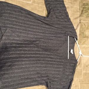 🎃PRICE DROP🎃. Lularoe Lindsey (sweater material)